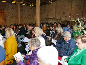Ökumenischer Familiengottesdienst zum Erntedankfest (© Karl-Franz Thiede)